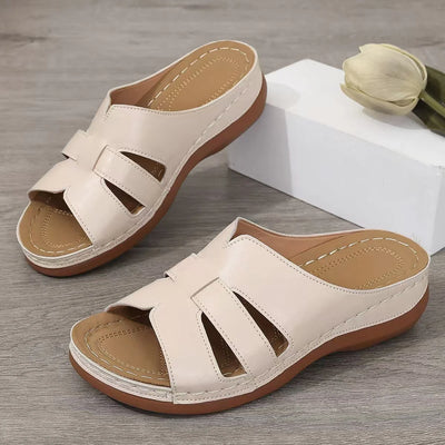 The Elise Comfort Sandal