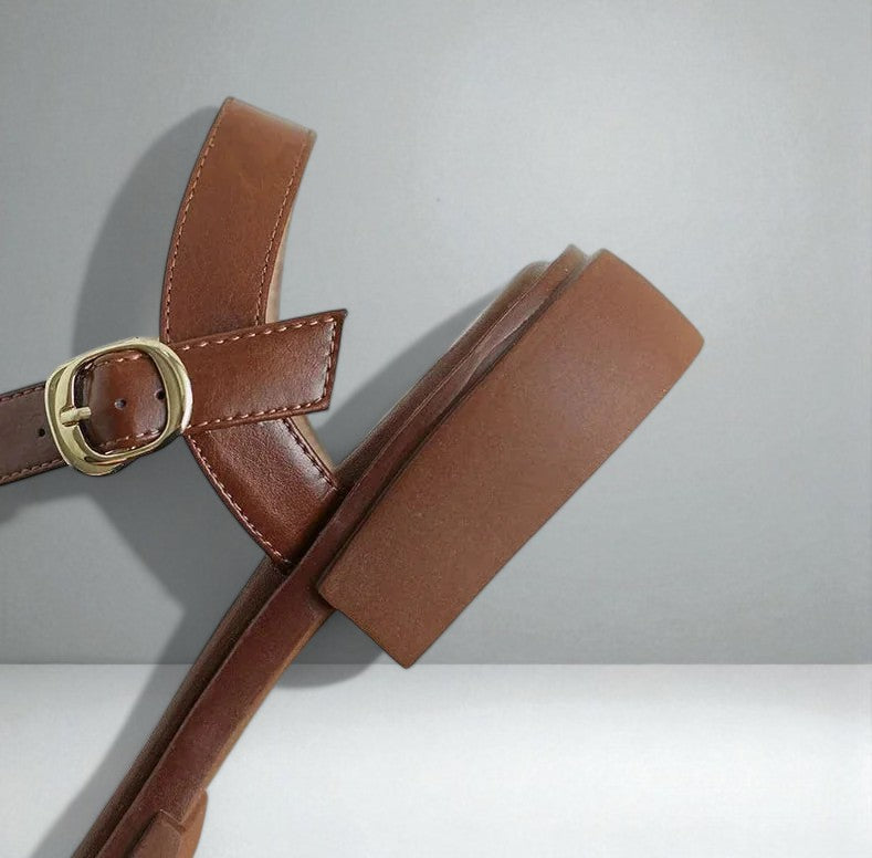 The Lindy Leather Sandals
