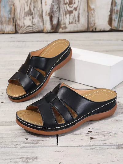 The Elise Comfort Sandal