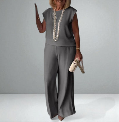 The Jonna Elegant Comfy Set